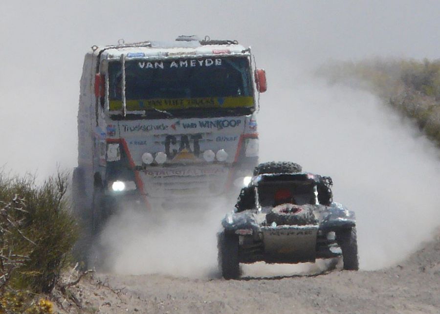 "dakar el gato y el raton" de Dante Escudero