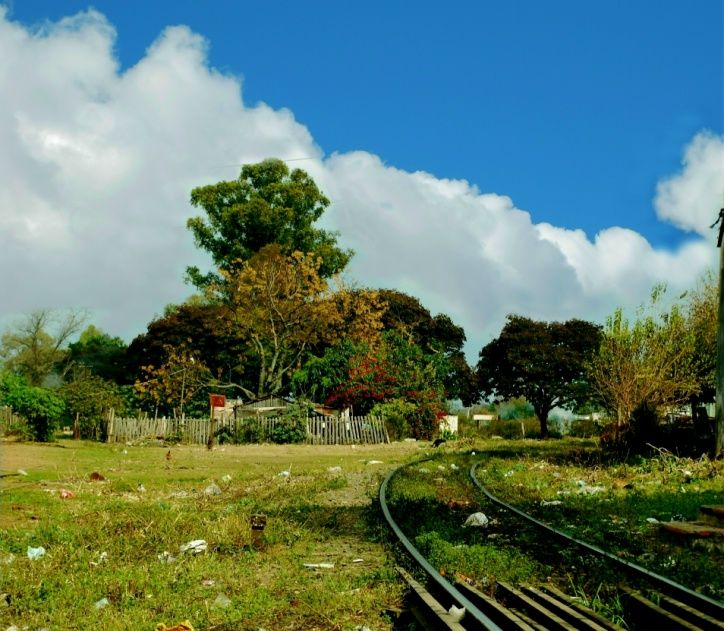 "`Donde dobla el tren`" de Cristian Francolini