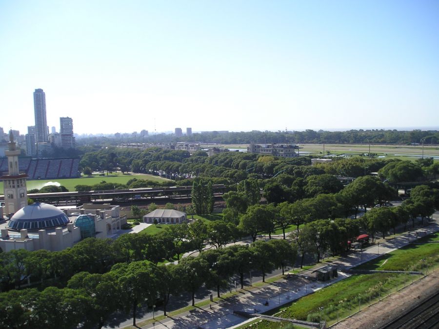 "mezquita, hipodromo, easy" de Jorge Susterman