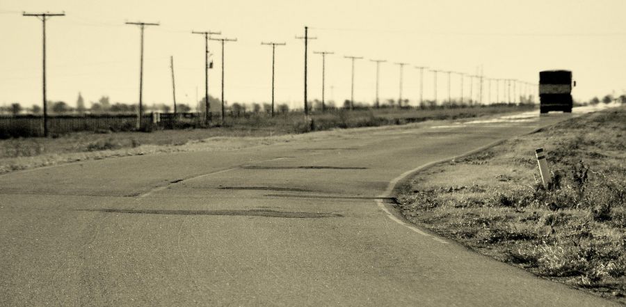 "largo camino a casa" de Enrique Emilio Enrique