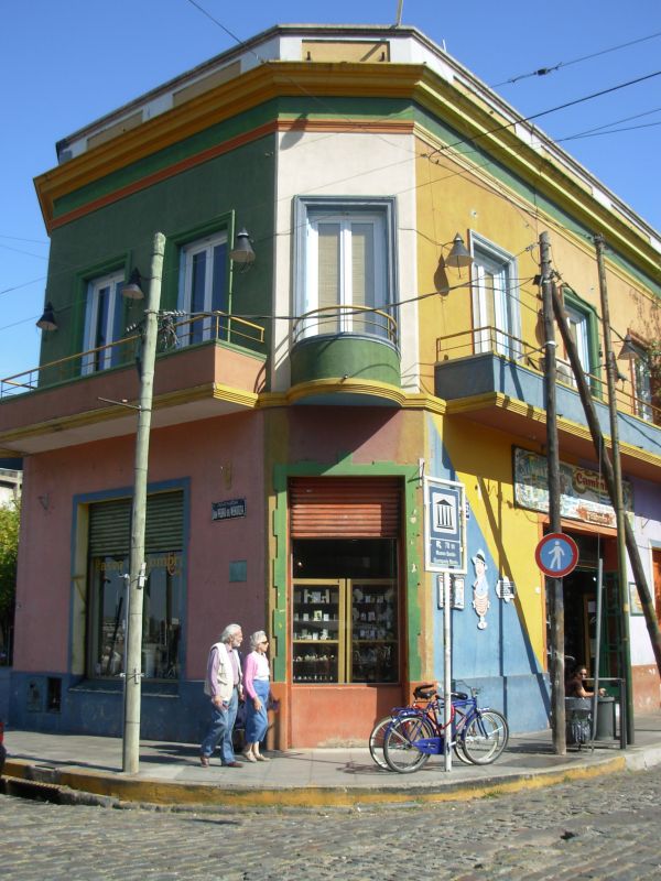 "Caminando por Caminito" de Mercedes Orden