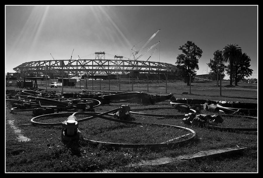 "La obra del estadio" de Claudio Retontali