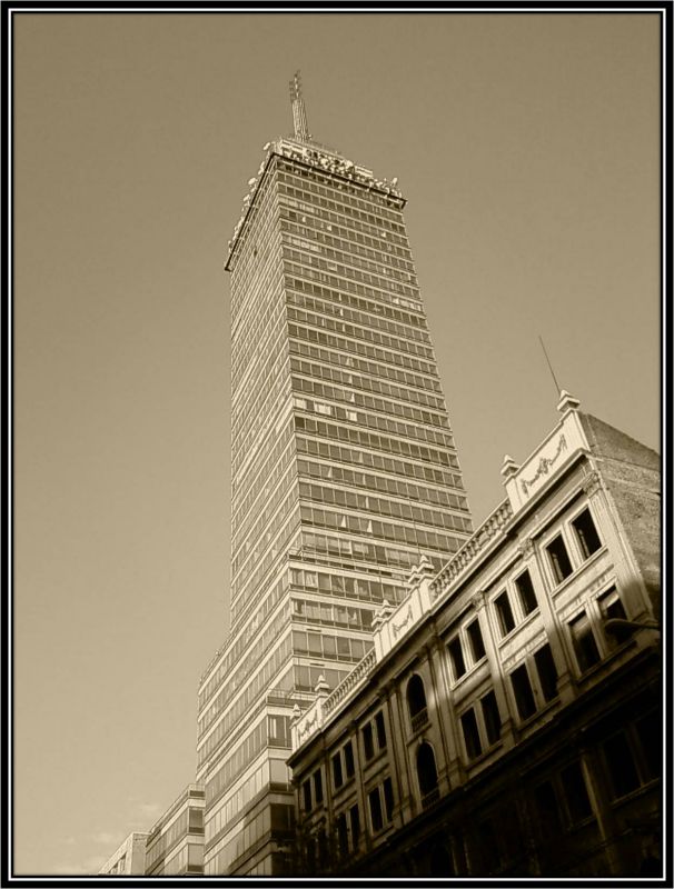 "Torre Latino" de Alma Delia Franco Cacho