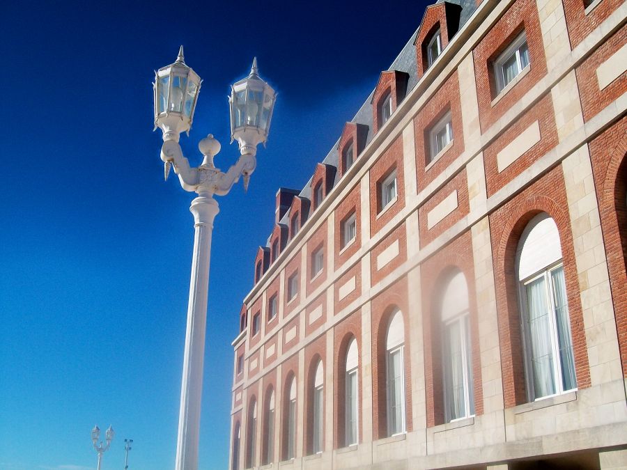 "Mar del Plata" de Gustavo Altabs