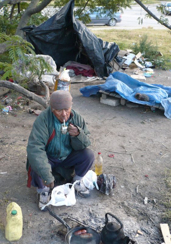 "Comedor, dormitorio y bao..." de Claudio H. Fibla