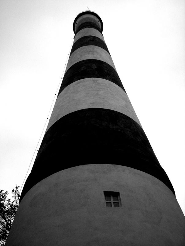 "El Faro" de Jorge Rafael Bernigaud