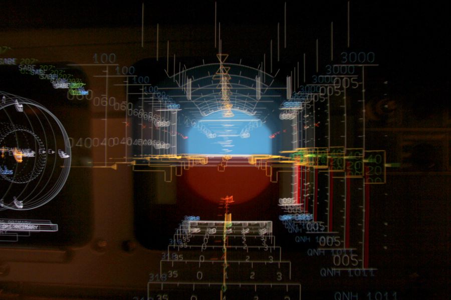 "Primary Flight Display" de Mariano Olivero