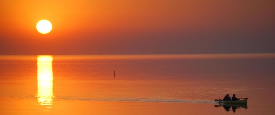 "Paseo en canoa por Miramar" de Sol Porcel De Peralta