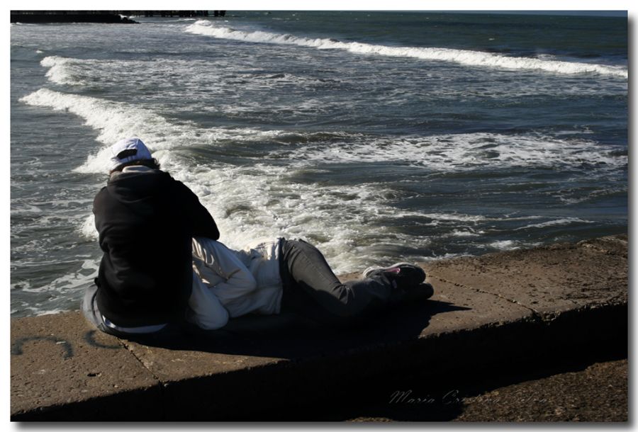 "En la playa 3" de Maria Cristina Silva