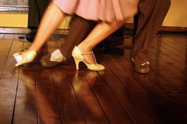 "Bailando" de Daniel J. Farr