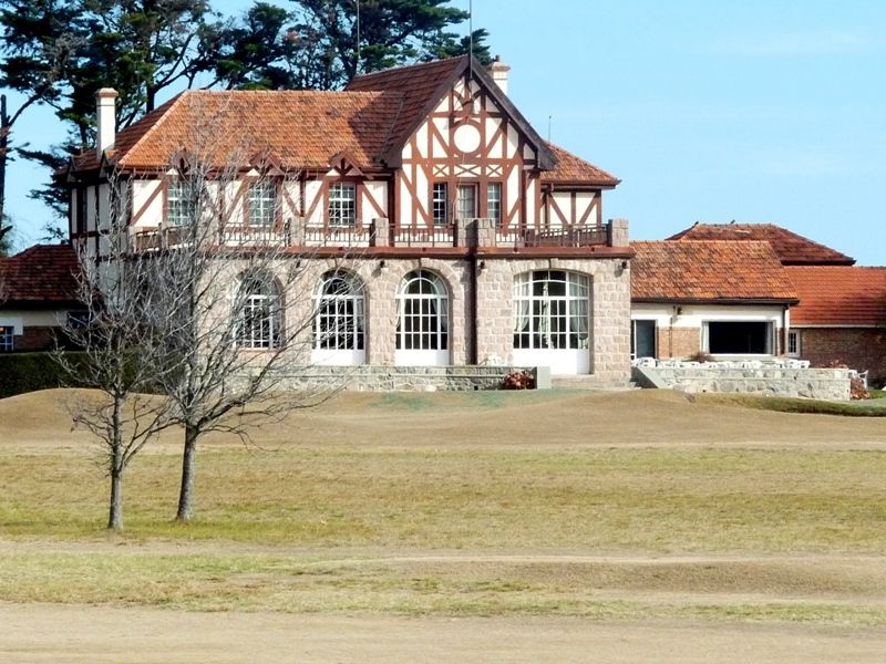 "casa serrana" de Lucas Ignacio Boggio