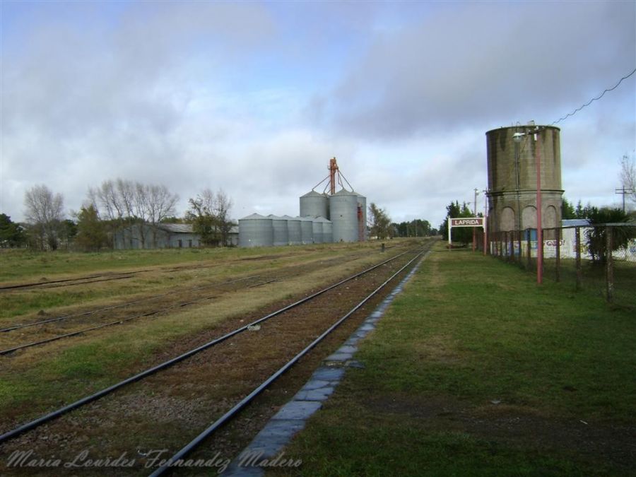 "Estacin de Trenes, Laprida" de Fernndez Madero Mara Lourdes