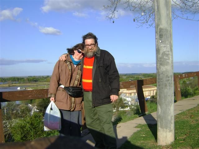 "Ambos en la costanera de San Pedro" de Eduardo Garcia Valsi