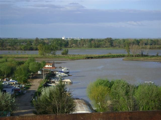 "costanera de San Pedro 5" de Eduardo Garcia Valsi