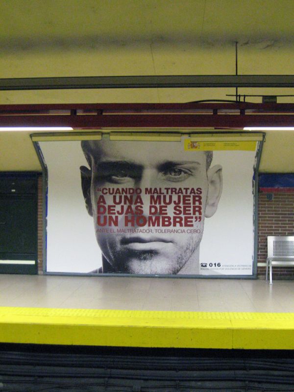 "Propaganda en metro" de Enrique Alfredo Merker