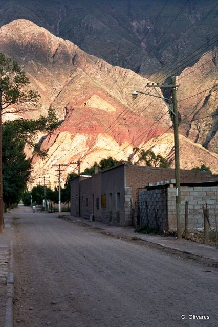 "Jujuy un pueblo con magia 1" de Carlos Olivares