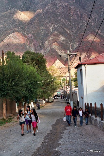 "Jujuy un pueblo con magia 2" de Carlos Olivares