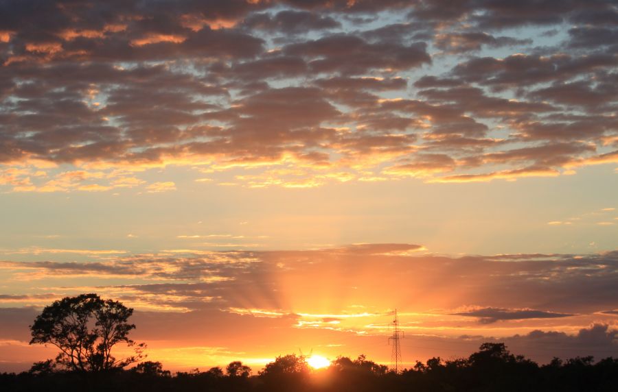 "atardecer solitario" de Yatie Garcia Cen