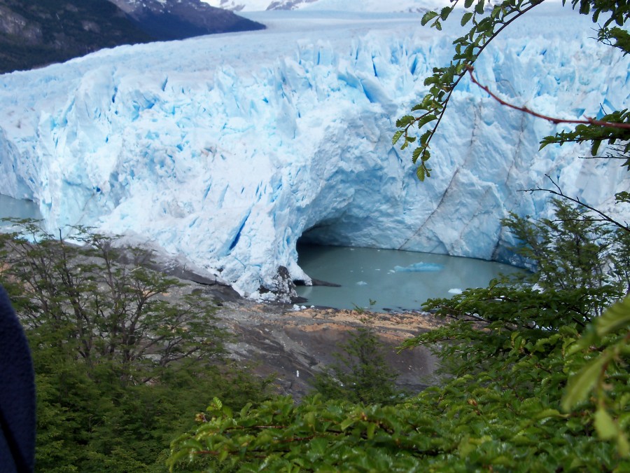 "El glaciar..." de Edith M. A. Marin