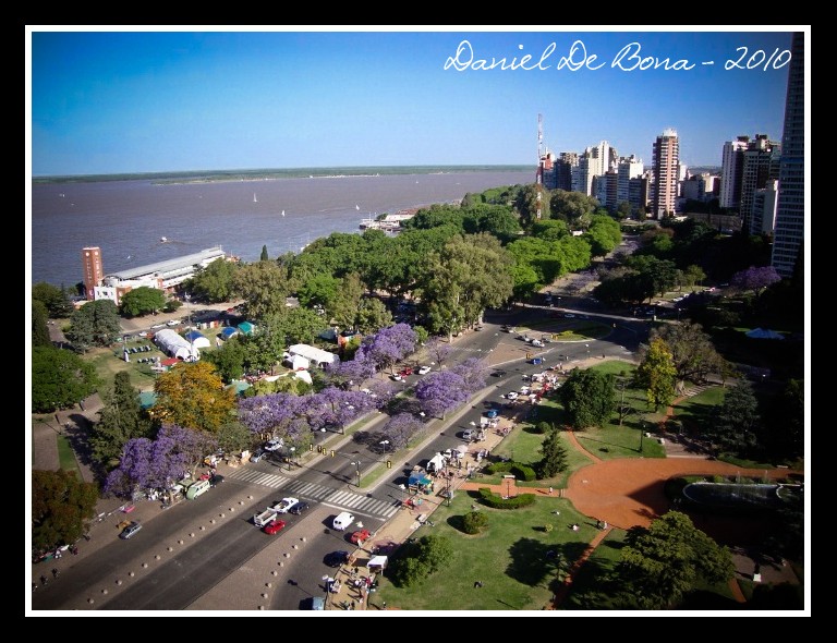 "Vista de la ciudad de Rosario" de Daniel De Bona