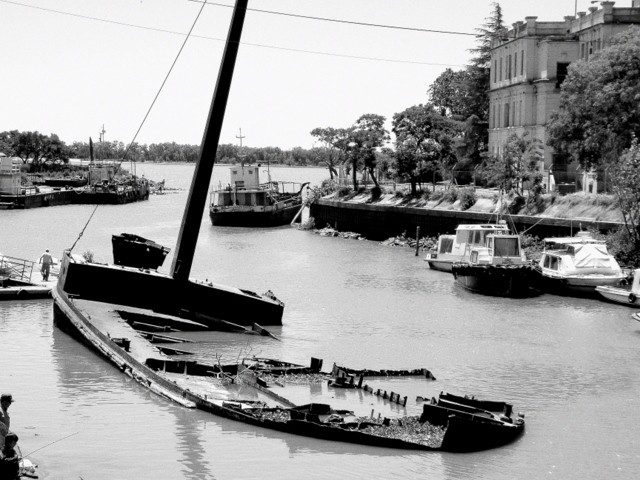 "`la nave del olvido`" de Miguel Angel Dosio