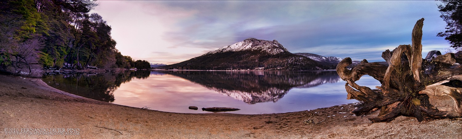 "Villa Lago Gutierrez - San Carlos de Bariloche" de Fernando Javier Pino