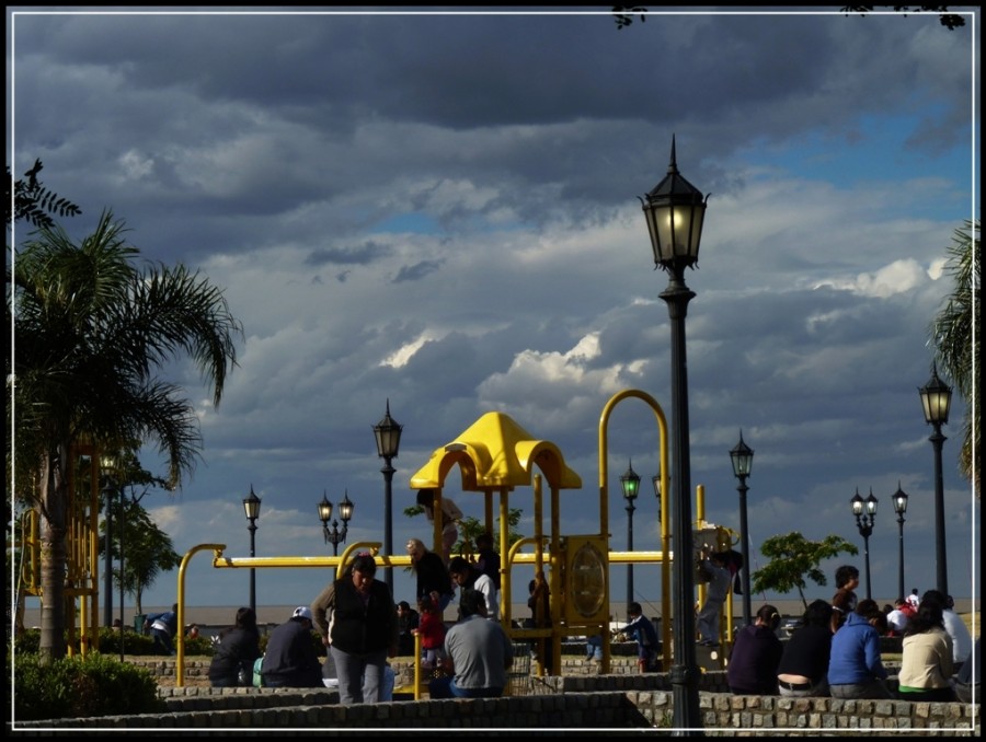 "Despues de la lluvia, el sol" de Alberto Elizalde