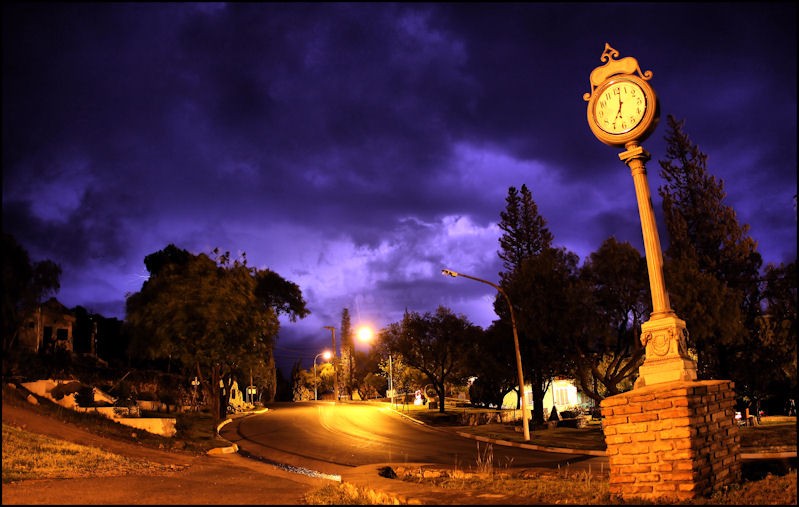 "La hora de la tormenta." de Mario Tizn