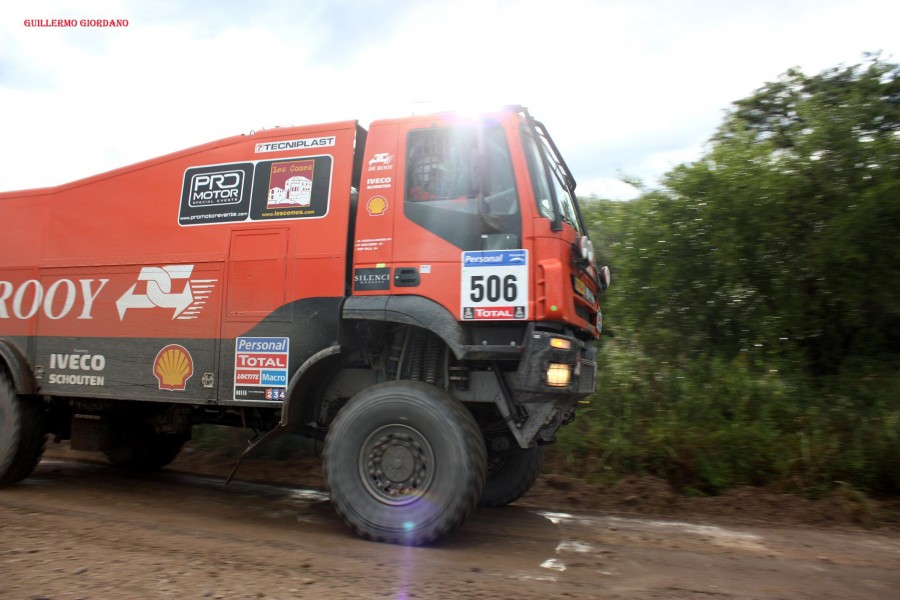 "un poquito mas del dakar" de Guillermo Giordano