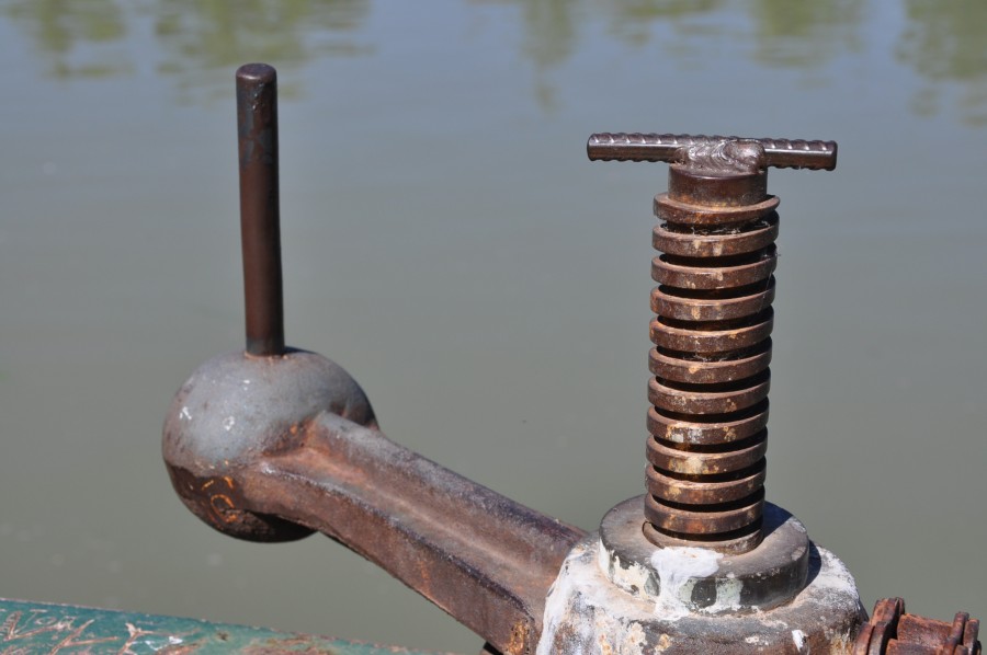 "`CONTROLANDO EL AGUA...`" de Jose Alberto Vicente