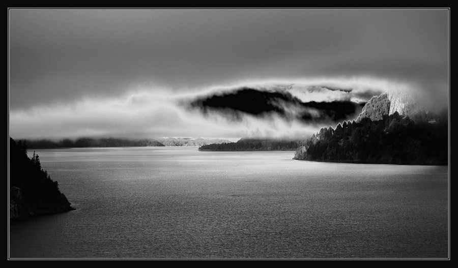 "Lago Lacar" de Mabel Ana Solvas