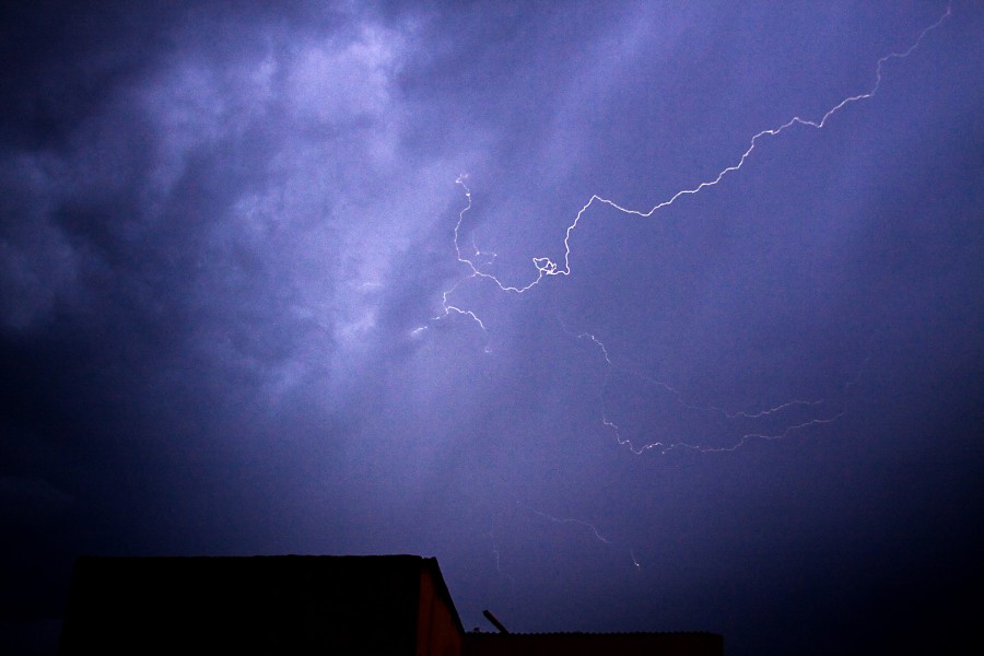 "Tormenta en Tandil" de Carmen Nievas