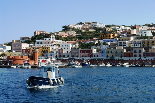 "puerto de Ponza" de Marcelino Alonso