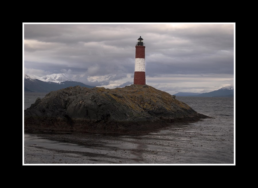 "El faro" de Analia Coccolo