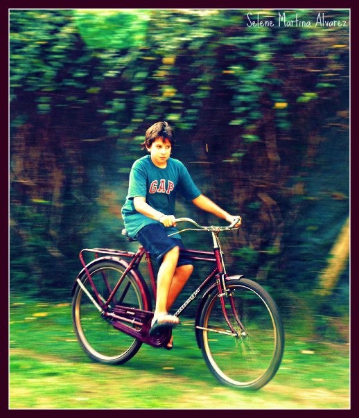 "Bicicleteando" de Selene Martina Alvarez