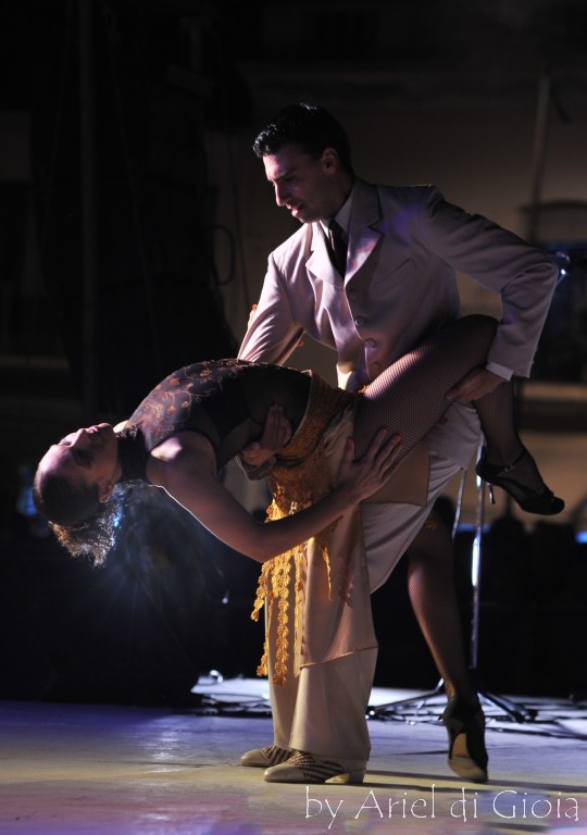 "tango y pasion" de Ariel Di Gioia