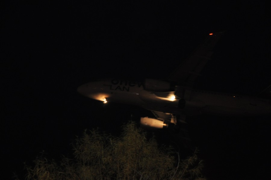 "vuelo nocturno" de Jose Alberto Vicente