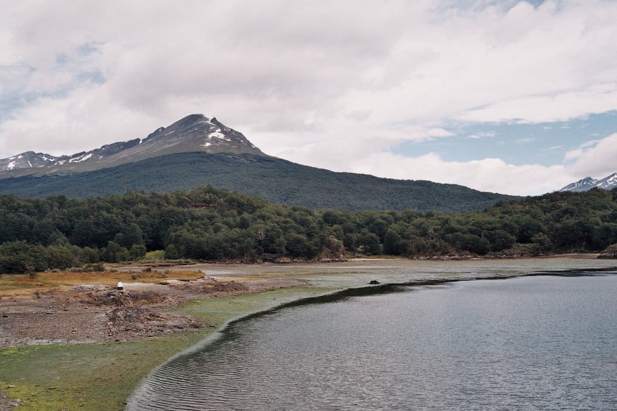 "USUAHIA" de Jose Alberto Vicente