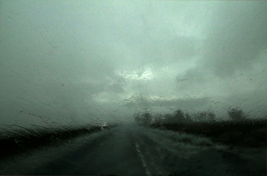 "Cantando bajo la lluvia" de Eduardo Ponssa