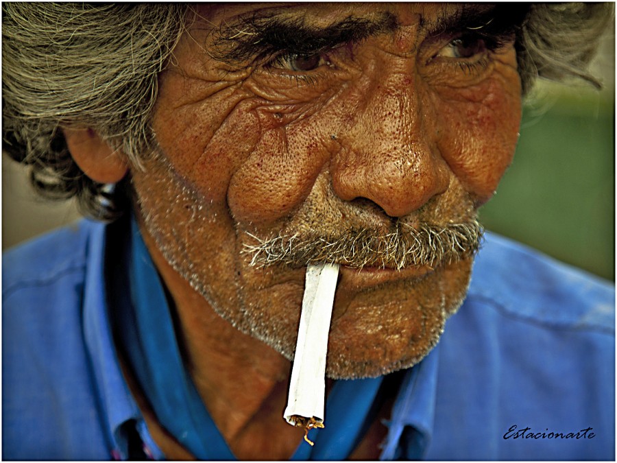 "Esquilador con cigarrillo armado" de Lorenzo Armando Glielmi