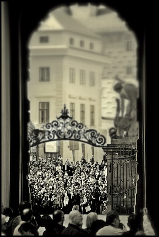 "NO ESTA LLOVIENDO, DE QUE SE TRATA ??" de Salomon Malec