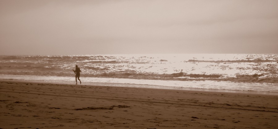 "Corriendo en la playa" de Guillermo Toso Stolbizer