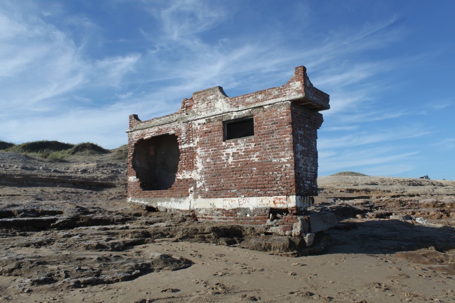 "Ruinas" de Roberto Velazquez