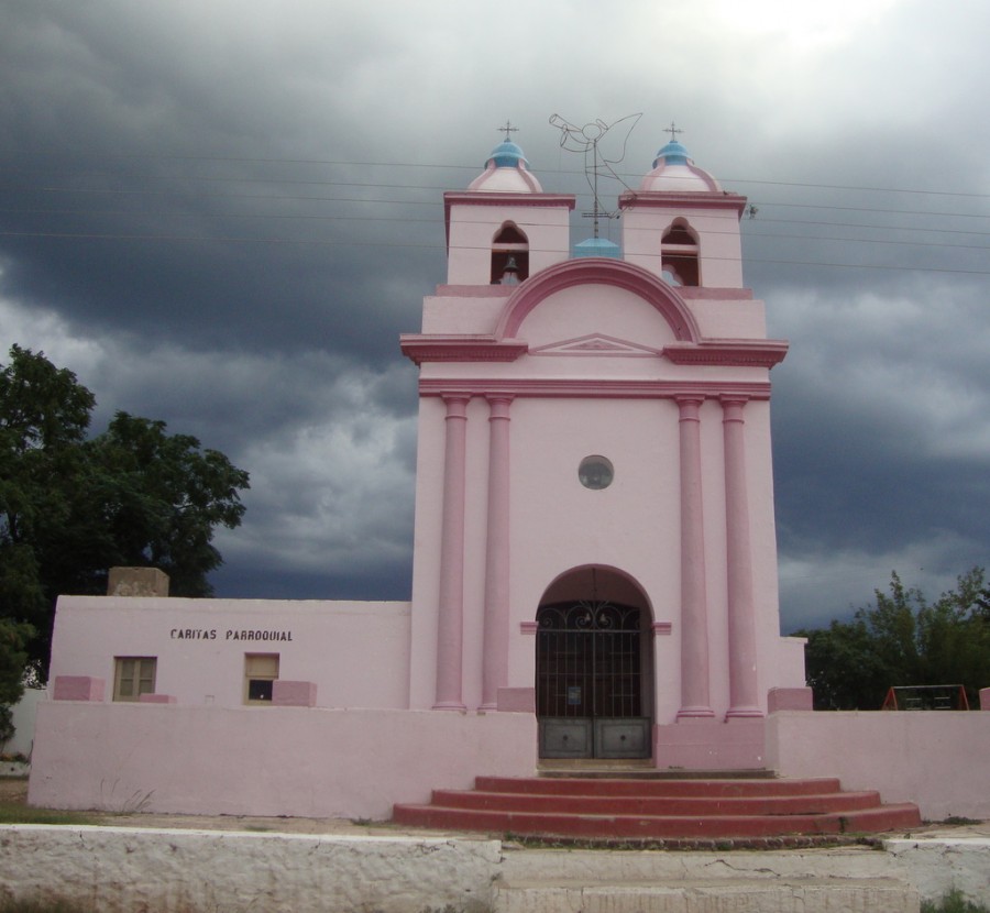 "iglesia rosa" de Marcelo Neisek