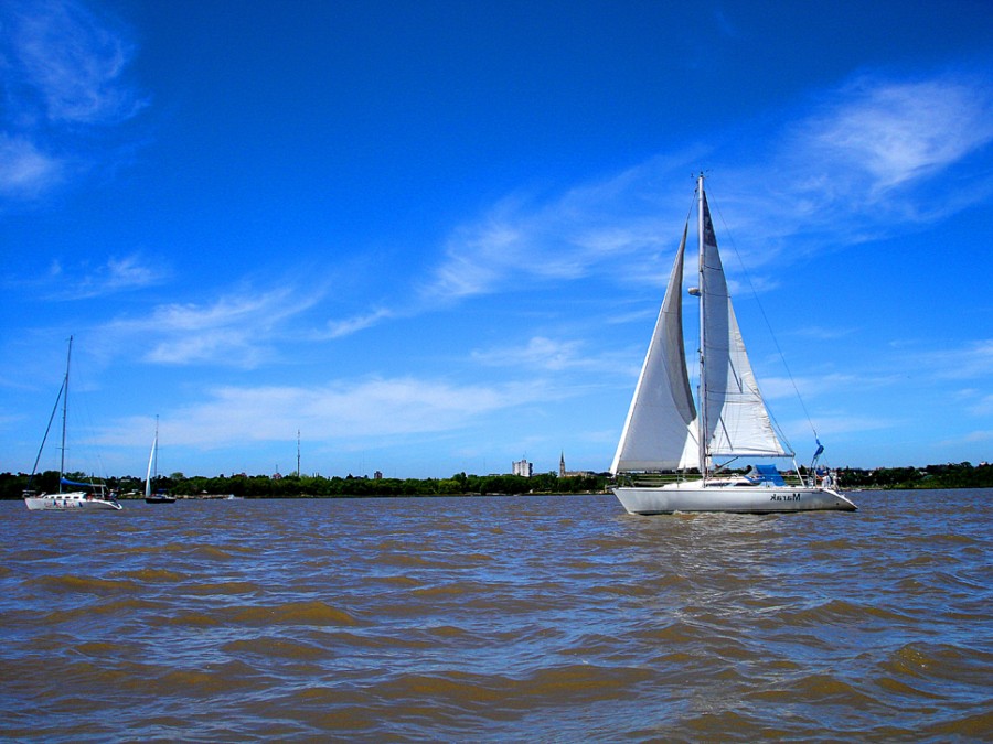 "Velero" de Alberto Jara