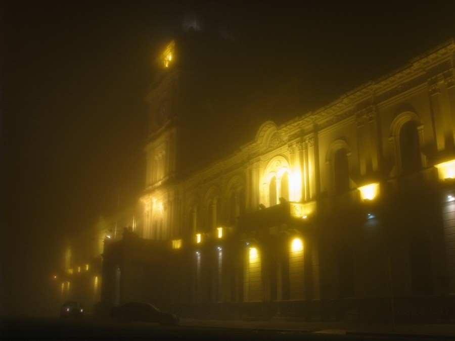 "Niebla londinense argentina" de Luis S. Jaime