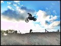 moto en el aire