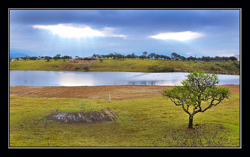 "Lago La Almona" de Ivn Aybar