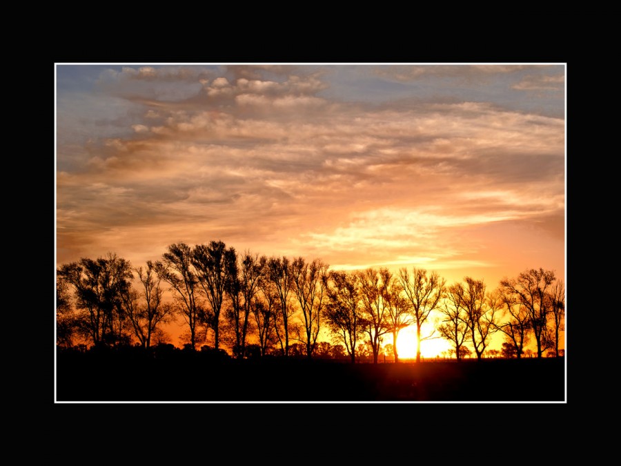 "atardece" de Jose Luis Anania