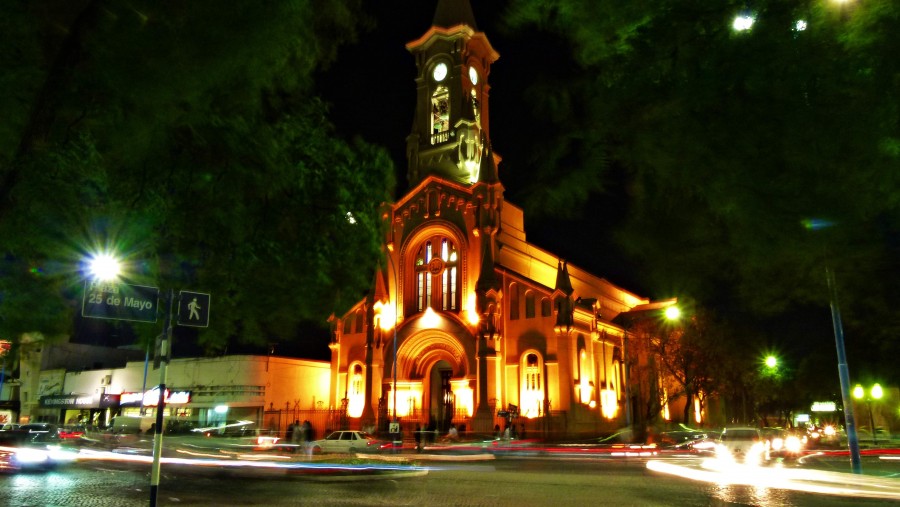 "La Catedral" de Carlos Dichiara